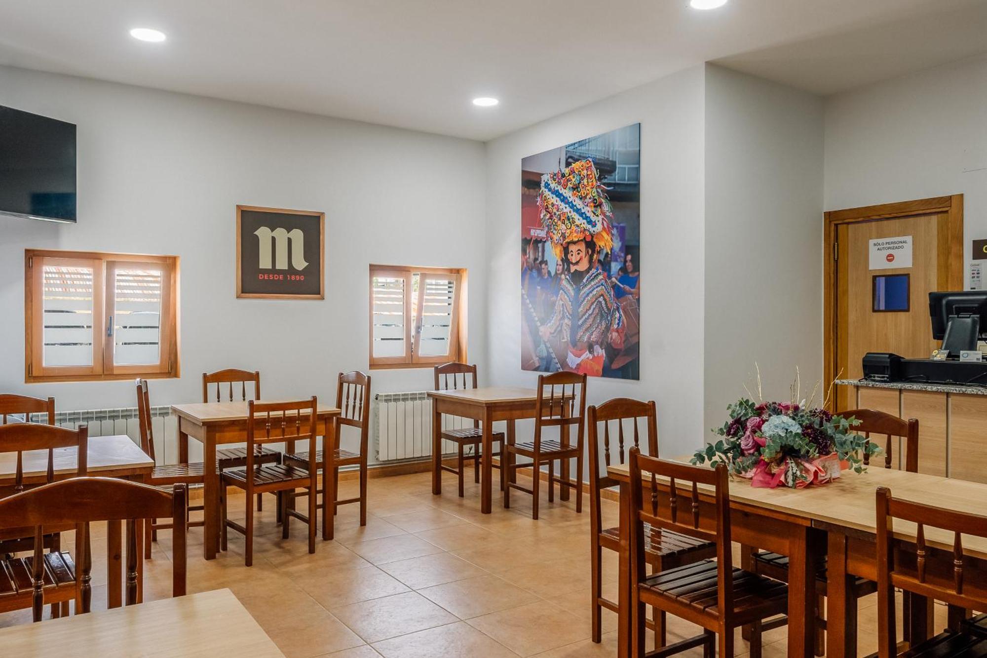 אורנסה Vila Vilarino Albergue Hotel & Restaurante מראה חיצוני תמונה